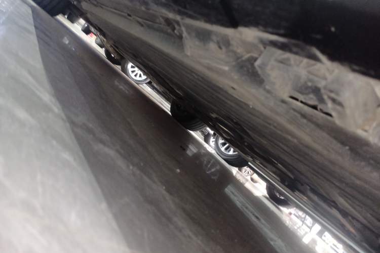 Used Mercedes-Benz C-Class 2022 Restyled C 260 L Sport Edition Left Side Sill