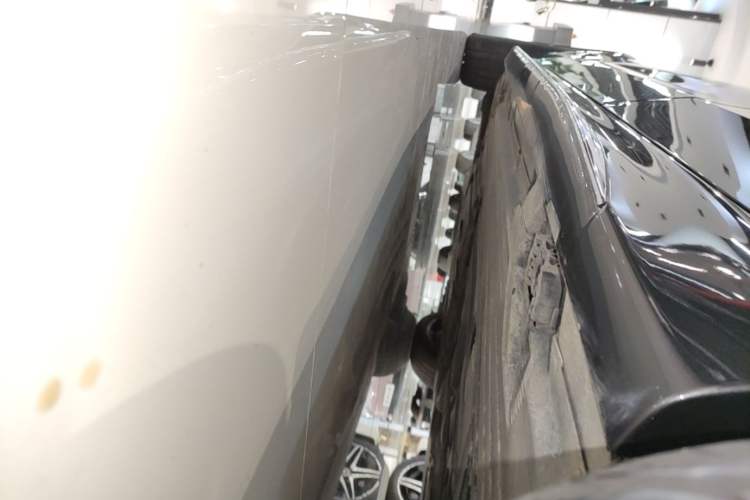 Used Mercedes-Benz C-Class 2022 C 260 L Sport Edition Left Side Sill