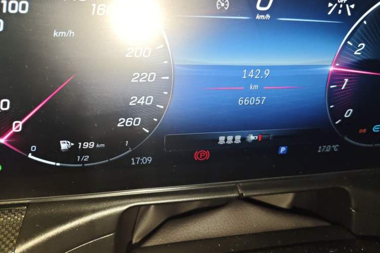 Used Mercedes-Benz C-Class 2022 C 260 L Sport Edition Odometer Close Up