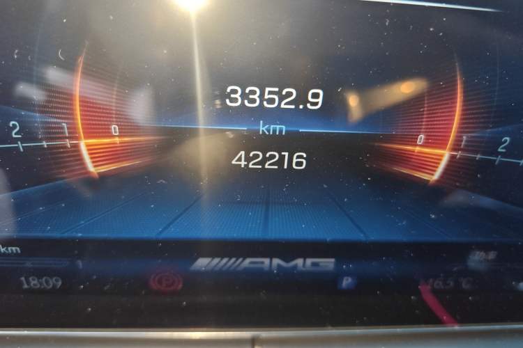 Used Mercedes-Benz C-Class 2022 Restyled C 260 L Sport Edition Odometer Close Up