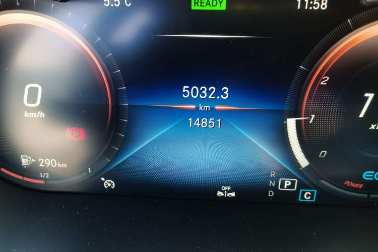 Used Mercedes-Benz C-Class 2022 C 260 Coupe Odometer Close Up