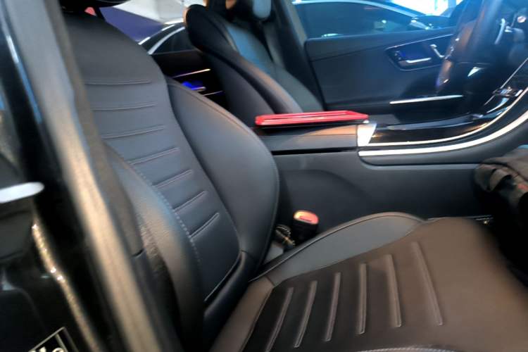 Used Mercedes-Benz C-Class 2022 C 200 L Sport Edition Right Front Seat