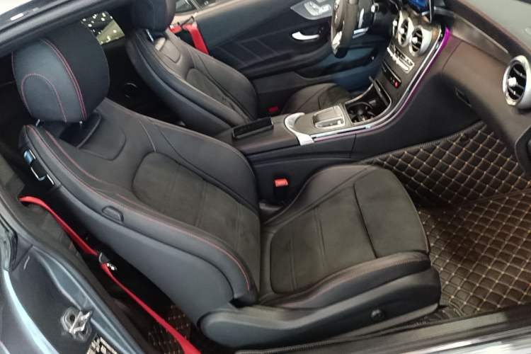 Used Mercedes-Benz C-Class 2022 Refreshed C 260 Coupe Right Front Seat