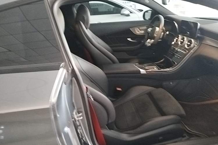 Used Mercedes-Benz C-Class 2022 Refreshed C 260 Coupe Right Front Seat
