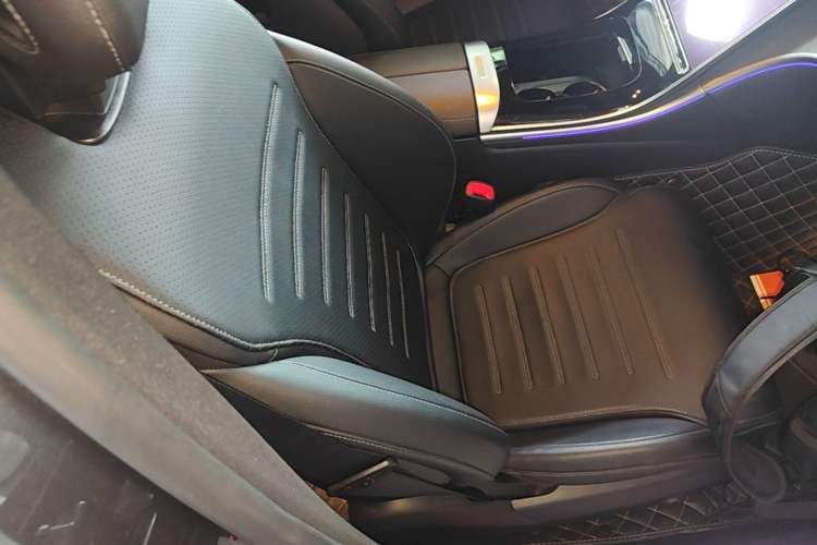 Used Mercedes-Benz C-Class 2022 C 260 L Obsidian Night Sport Edition Right Front Seat