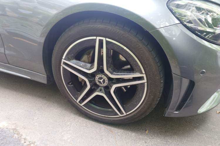 Used Mercedes-Benz C-Class 2022 Refreshed C 260 Coupe Right Front Wheel Hub