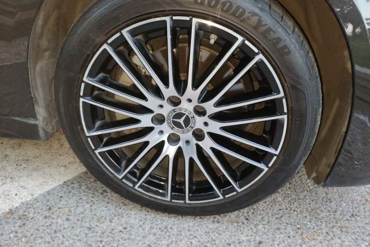 Used Mercedes-Benz C-Class 2022 C 260 L Sport Edition Right Front Wheel Hub