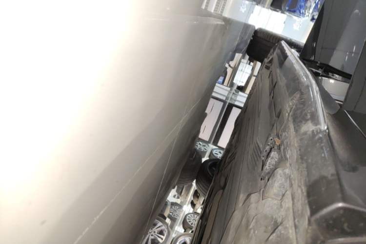 Used Mercedes-Benz C-Class 2022 C 260 L Sport Edition Right Side Sill