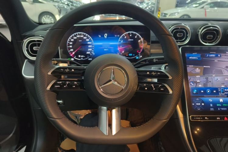 Used Mercedes-Benz C-Class 2022 Revised C 260 L Starry Night Sport Edition Steering Wheel
