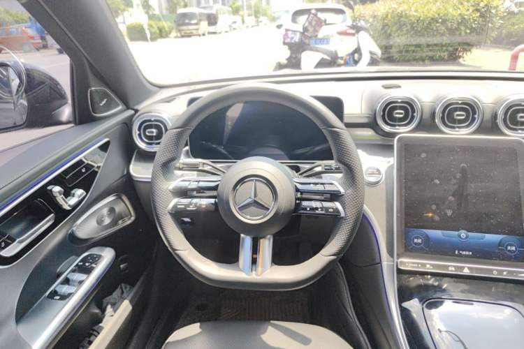 Used Mercedes-Benz C-Class 2022 C 260 L Obsidian Night Sport Edition Steering Wheel