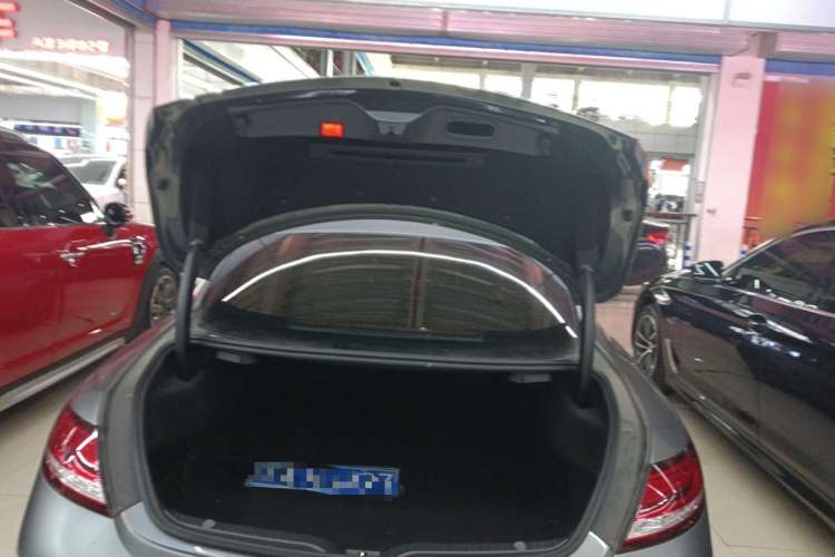 Used Mercedes-Benz C-Class 2022 C 200 Coupe Trunk