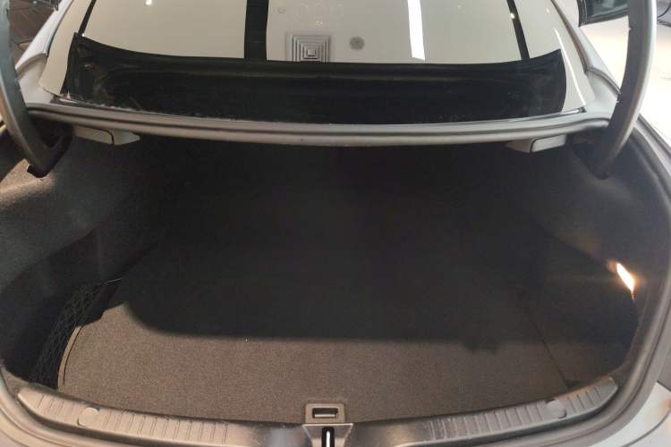 Used Mercedes-Benz C-Class 2022 Refreshed C 260 Coupe Trunk
