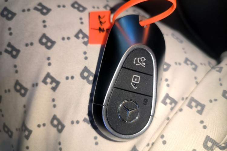 Used Mercedes-Benz C-Class 2022 C 200 L Sport Edition Vehicle Key