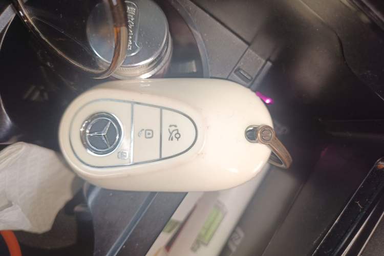 Used Mercedes-Benz C-Class 2022 C 260 L Obsidian Night Sport Edition Vehicle Key