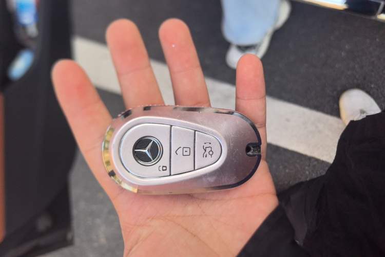 Used Mercedes-Benz C-Class 2022 C 260 L Sport Edition Vehicle Key