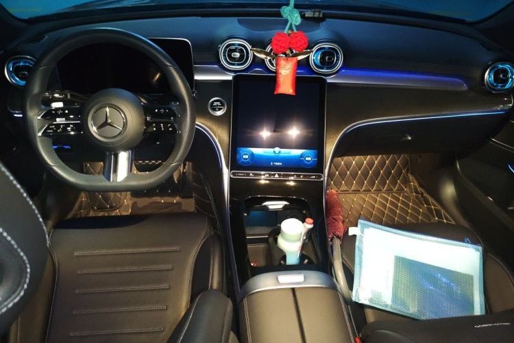 Used Mercedes-Benz C-Class 2022 C 260 L Sport Edition Center Console