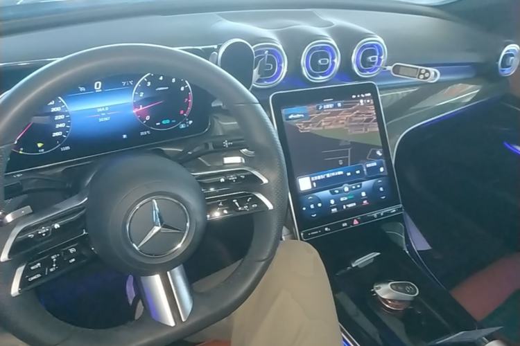 Used Mercedes-Benz C-Class 2022 Restyled C 260 L Sport Edition Center Console