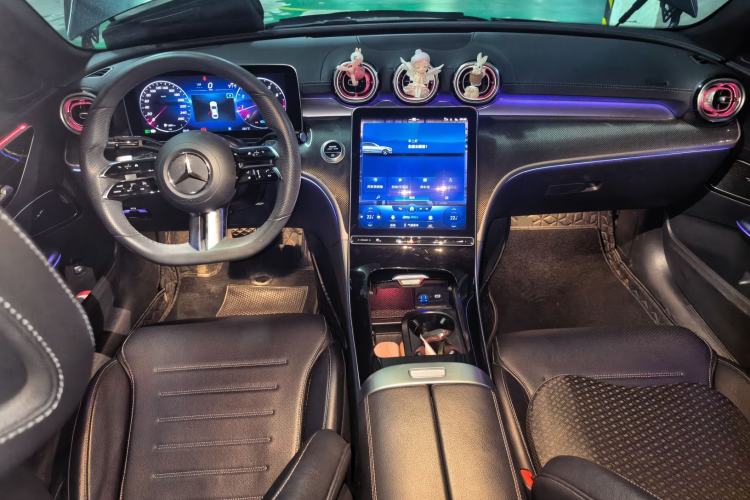 Used Mercedes-Benz C-Class 2022 C 260 L Sport Edition Center Console