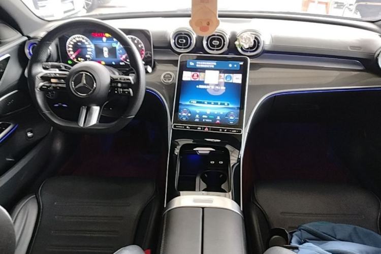 Used Mercedes-Benz C-Class 2022 Restyled C 260 L Sport Edition Center Console