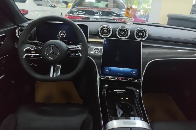 Used Mercedes-Benz C-Class 2022 Restyled C 260 L Sport Edition Center Console