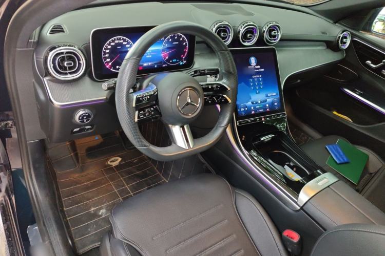 Used Mercedes-Benz C-Class 2022 Restyled C 260 L Sport Edition Center Console