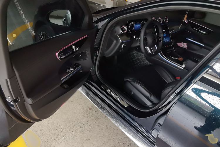 Used Mercedes-Benz C-Class 2022 Restyled C 260 L Sport Edition Driver Seat