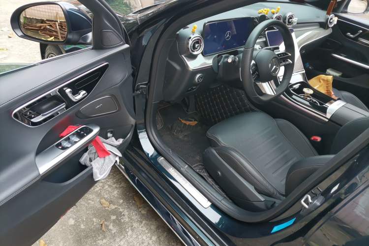 Used Mercedes-Benz C-Class 2022 C 260 L Sport Edition Driver Seat