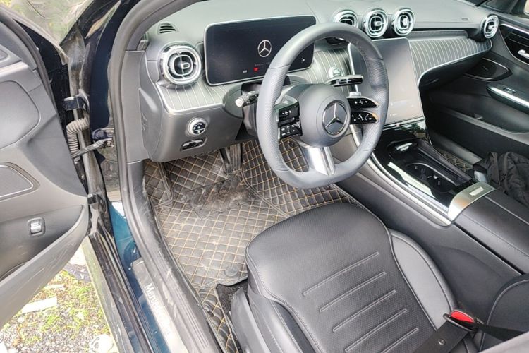 Used Mercedes-Benz C-Class 2022 Restyled C 260 L Sport Edition Driver Seat