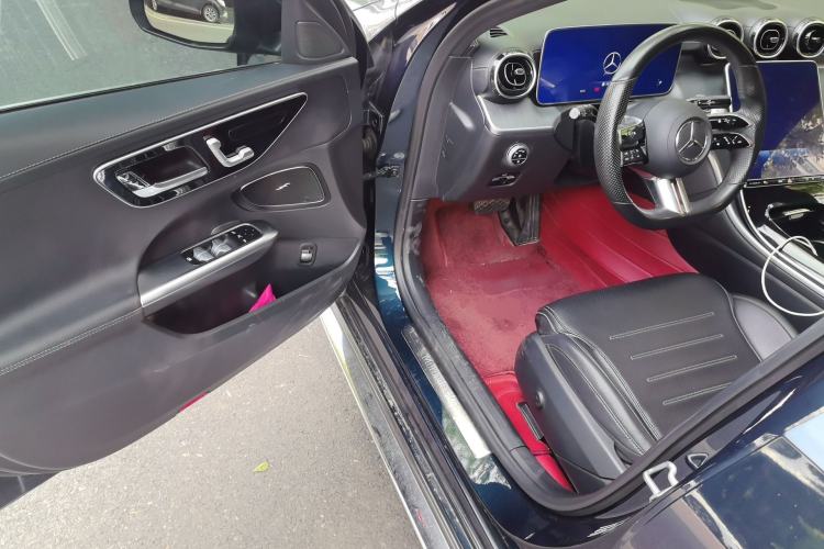 Used Mercedes-Benz C-Class 2022 Restyled C 200 L Sport Edition Driver Seat
