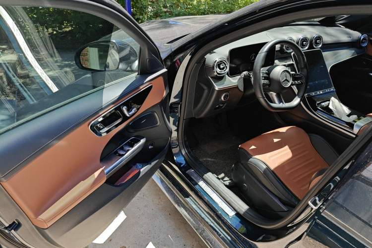 Used Mercedes-Benz C-Class 2022 C 260 L Sport Edition Driver Seat