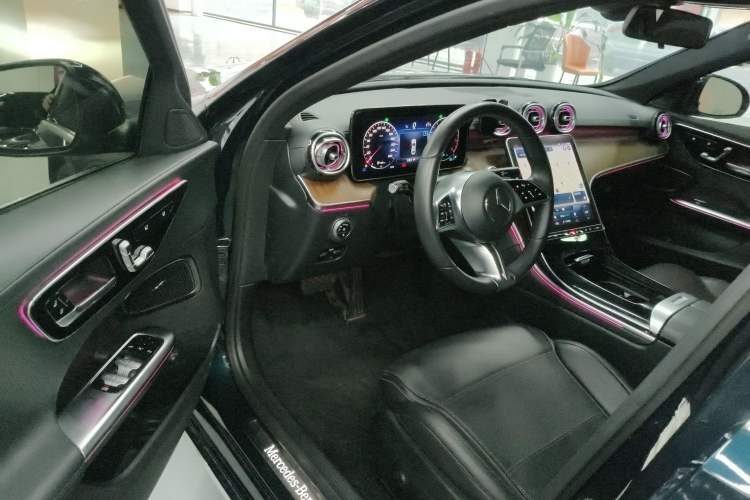 Used Mercedes-Benz C-Class 2022 C 260 L Driver Seat