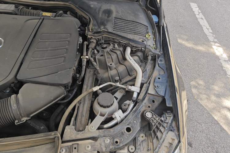 Used Mercedes-Benz C-Class 2022 C 260 L Sport Edition Engine Bay Left