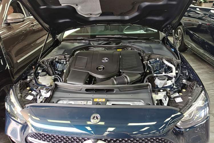 Used Mercedes-Benz C-Class 2022 C 200 L Sport Edition Engine Bay