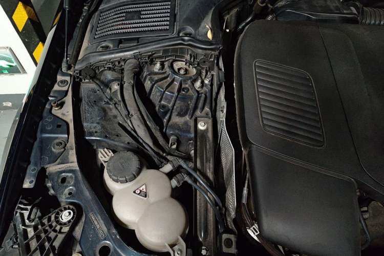 Used Mercedes-Benz C-Class 2022 Restyled C 200 L Sport Edition Engine Bay Right
