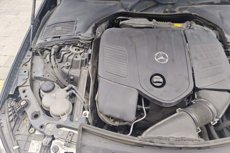 Used Mercedes-Benz C-Class 2022 C 260 L Sport Edition Engine Bay Right