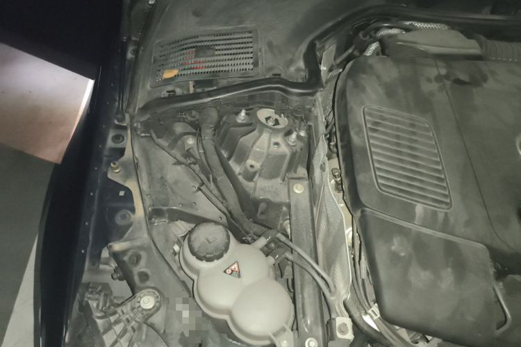 Used Mercedes-Benz C-Class 2022 C 200 L Sport Edition Engine Bay Right