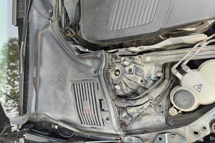 Used Mercedes-Benz C-Class 2022 C 260 L Obsidian Night Sport Edition Engine Bay Right