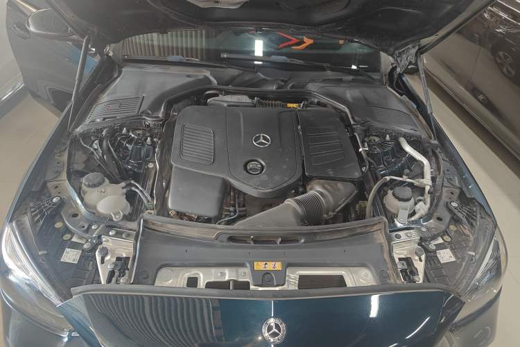 Used Mercedes-Benz C-Class 2022 C 200 L Sport Edition Engine Bay