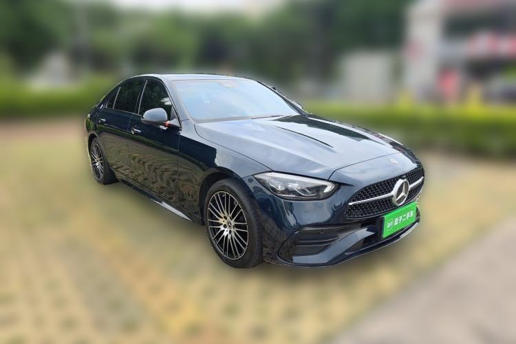 Used Mercedes-Benz C-Class 2022 C 260 L Front Right 45 Deg