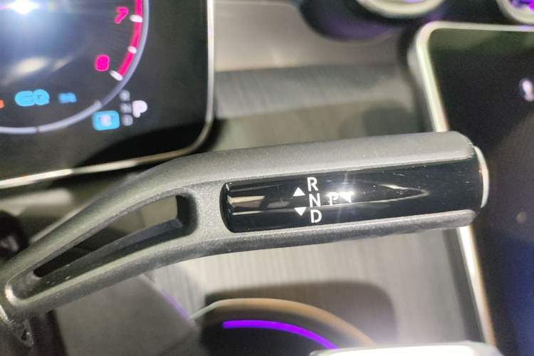 Used Mercedes-Benz C-Class 2022 C 200 L Sport Edition Gear Lever