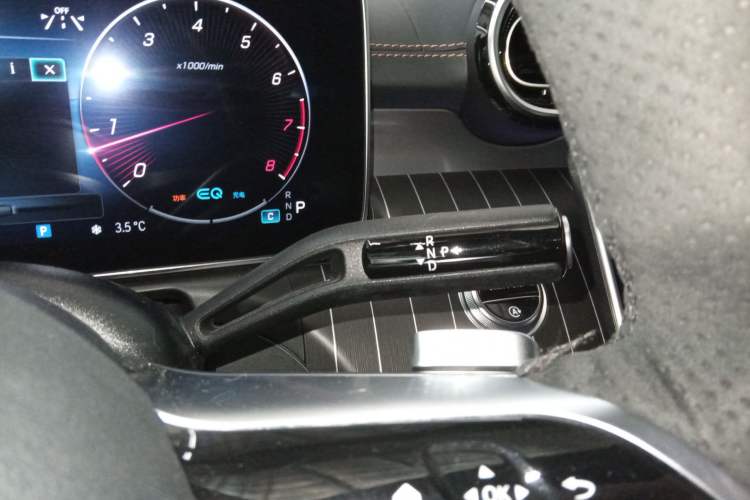 Used Mercedes-Benz C-Class 2022 Restyled C 200 L Sport Edition Gear Lever