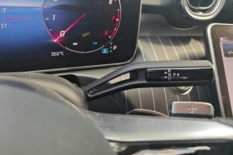 Used Mercedes-Benz C-Class 2022 C 260 L Sport Edition Gear Lever