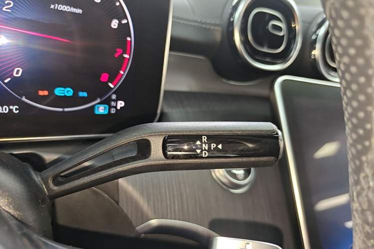 Used Mercedes-Benz C-Class 2022 C 200 L Sport Edition Gear Lever