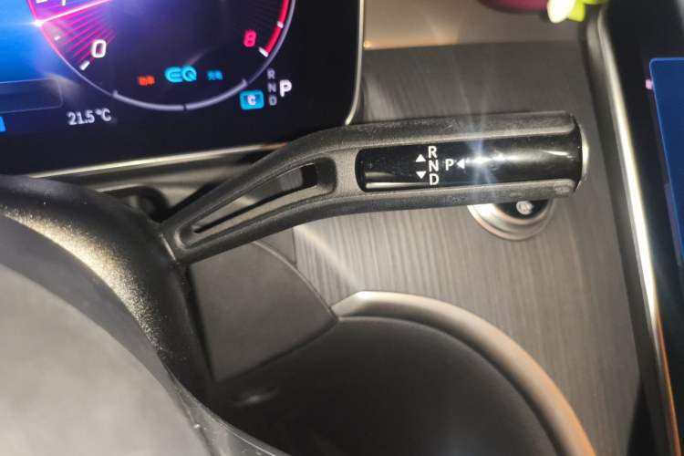 Used Mercedes-Benz C-Class 2022 C 200 L Sport Edition Gear Lever