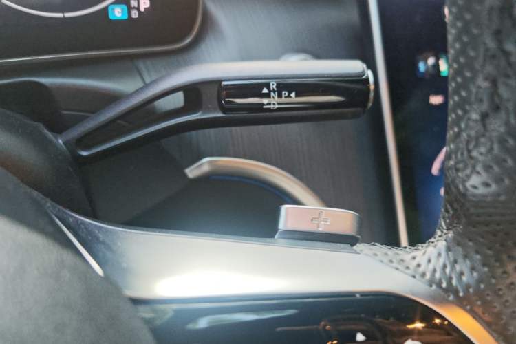 Used Mercedes-Benz C-Class 2022 Restyled C 200 L Sport Edition Gear Lever
