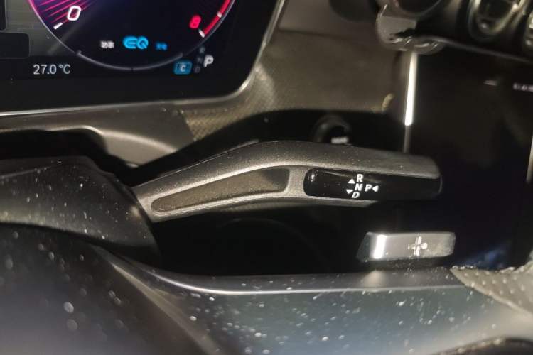 Used Mercedes-Benz C-Class 2022 Restyled C 260 L Sport Edition Gear Lever