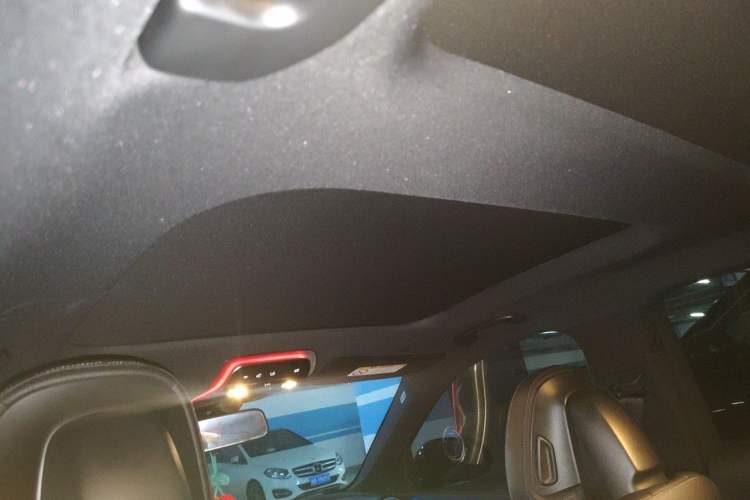 Used Mercedes-Benz C-Class 2022 C 260 L Sport Edition Headliner