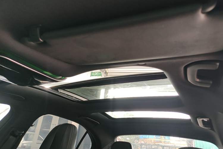 Used Mercedes-Benz C-Class 2022 Revised C 260 L Starry Night Sport Edition Headliner