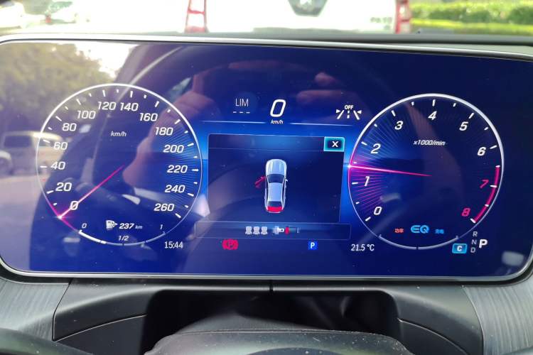 Used Mercedes-Benz C-Class 2022 Restyled C 200 L Sport Edition Instrument Cluster