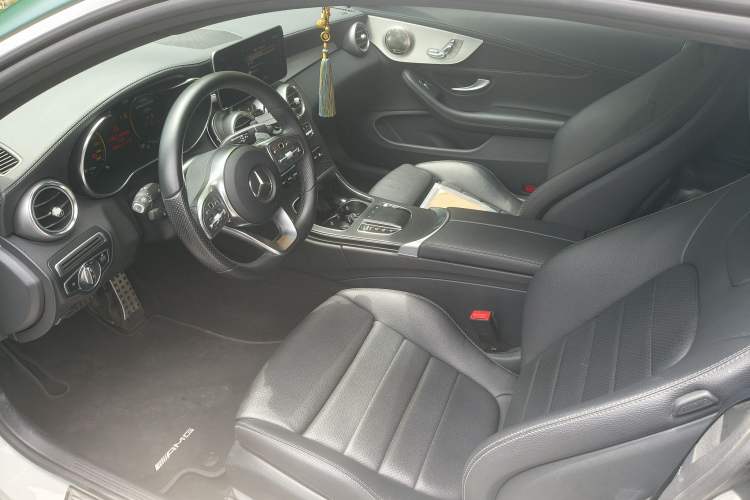 Used Mercedes-Benz C-Class 2022 Refresh C 200 Coupe Interior 2